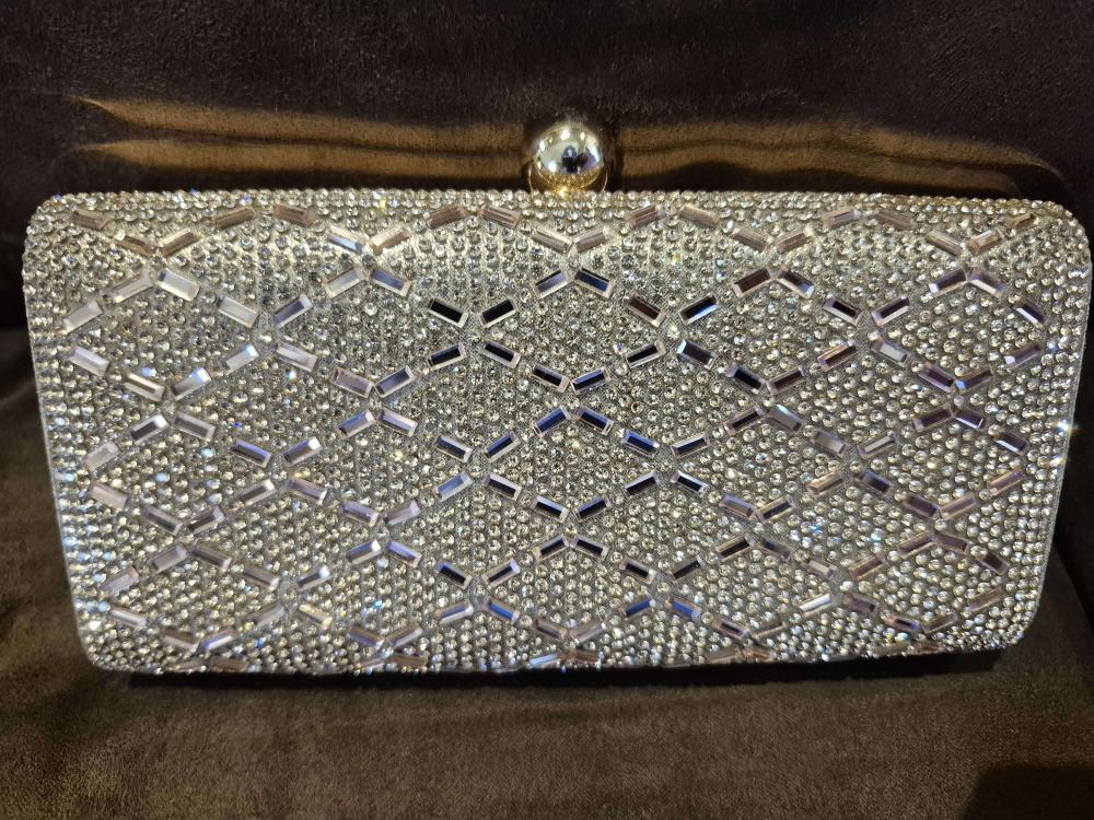 Chic Charms Clutches - Image 3