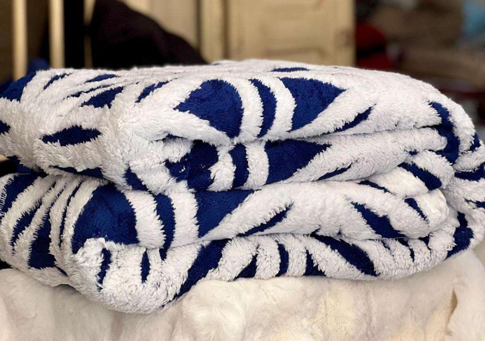 Soft Fleece Tufted Blankets - 5by6 and 6by6 - Image 1