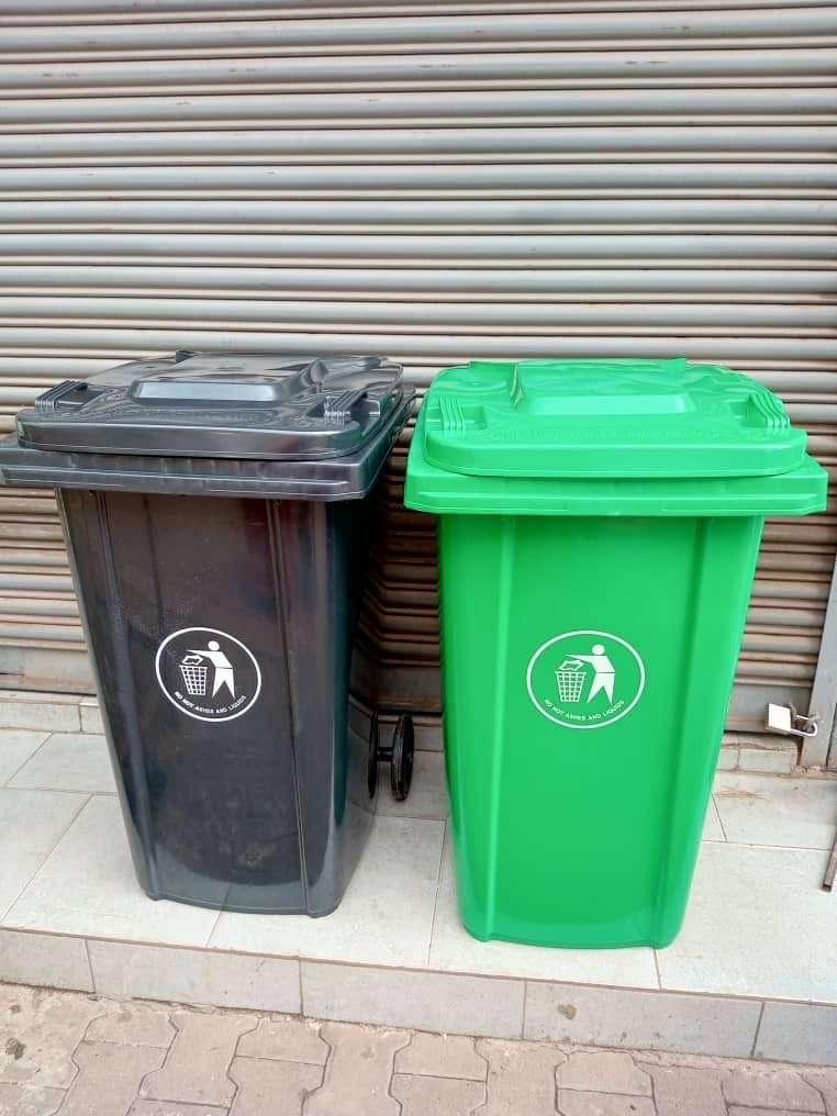 240L Heavy Duty Waste Bins - Image 3