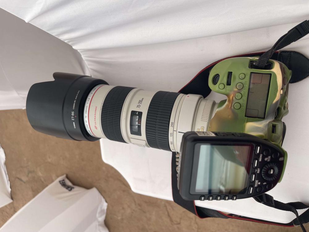 Canon 5D Mark 3 + 70-200 Manual Lense - Image 3