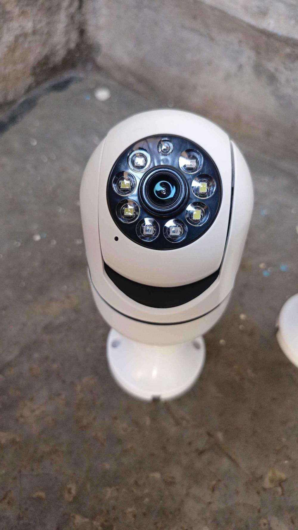V380 Pro - Bulb WiFi Smart Cameras - Image 2