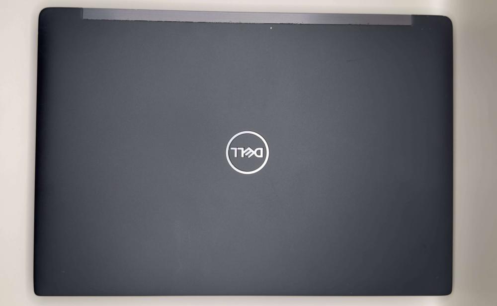 Dell Latitude 7390 - Core i7, 8GB RAM, 256GB SSD - Image 4