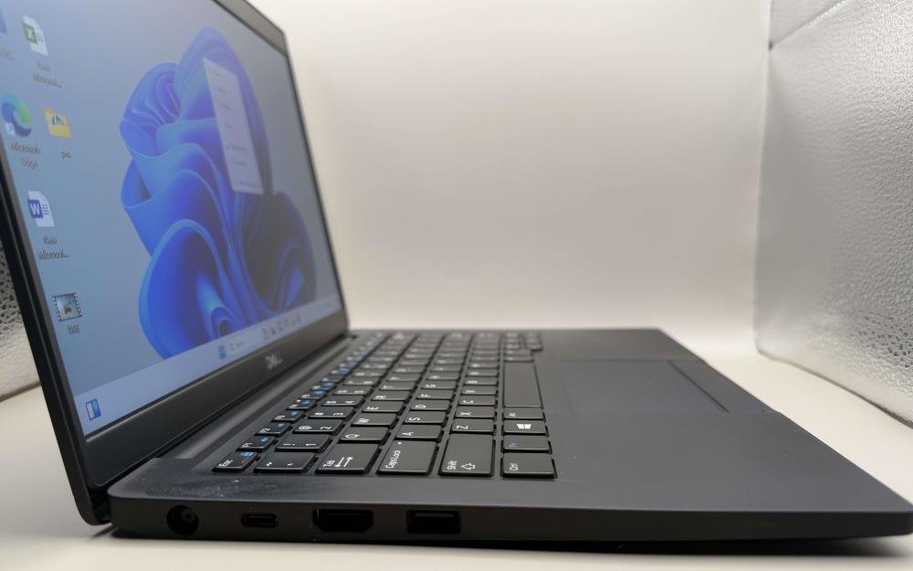 Dell Latitude 7390 - Core i7, 8GB RAM, 256GB SSD - Image 6