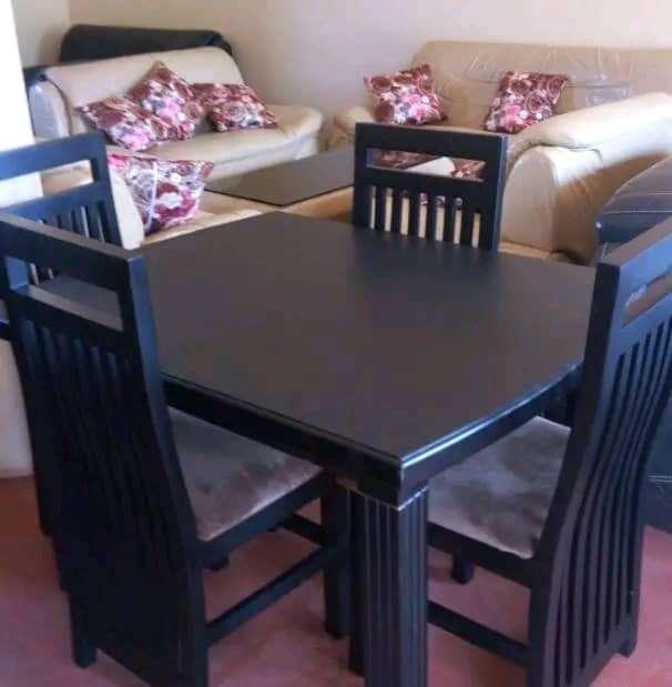 Classic 4 Seater Dining Set - Image 4