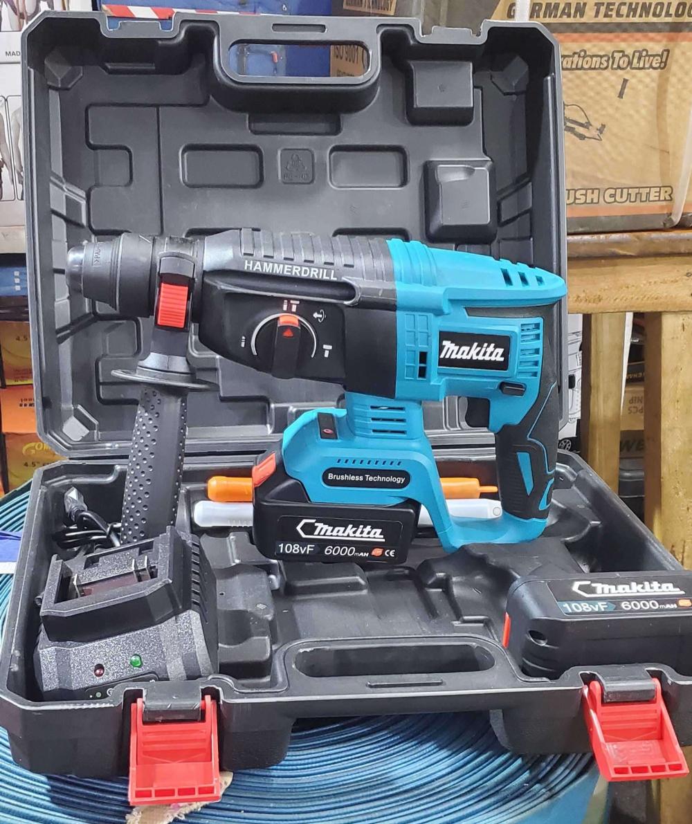 Makita Rechargeable Hammer Drill - Image 4