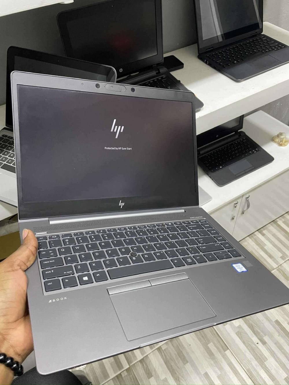 HP Zbook 14 - 16GB RAM, 256GB SSD - Image 5