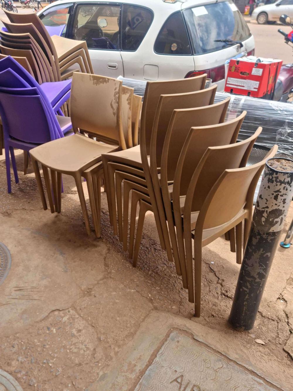 Heavy Duty Plastic Chairs - Image 4