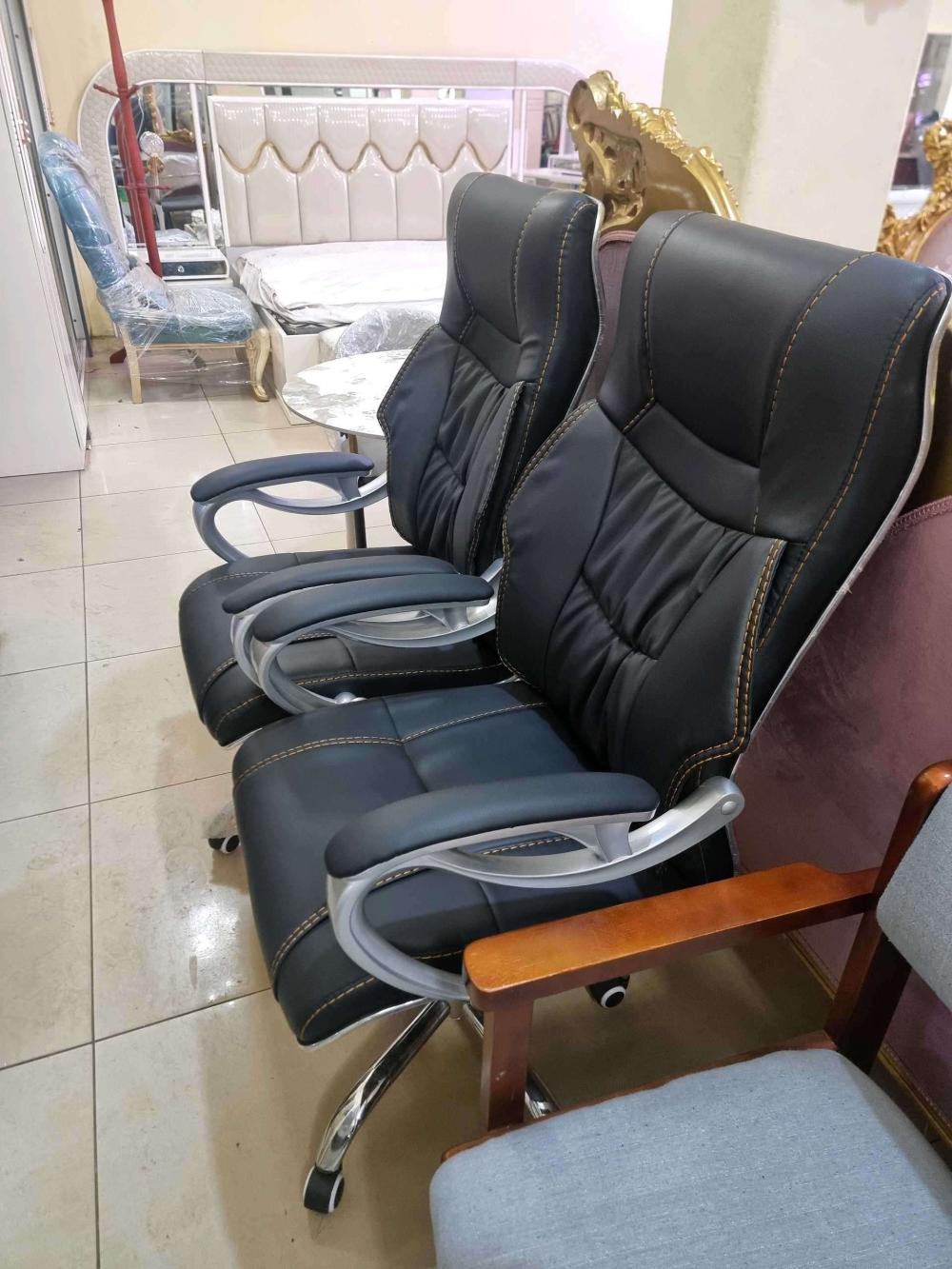 Office Mesh Chairs - Image 4