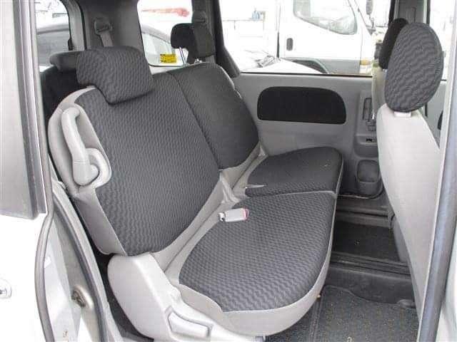 Toyota Sienta 2010 1.5cc - Image 2