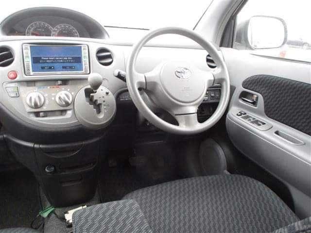 Toyota Sienta 2010 1.5cc - Image 3