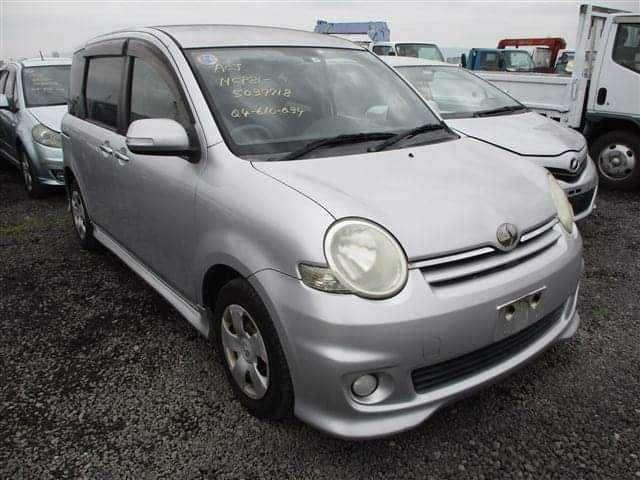 Toyota Sienta 2010 1.5cc - Image 5