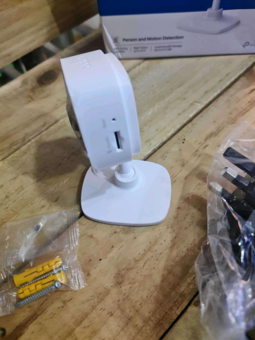 TP-Link Tapo Home Security WiFi Camera - Image 4