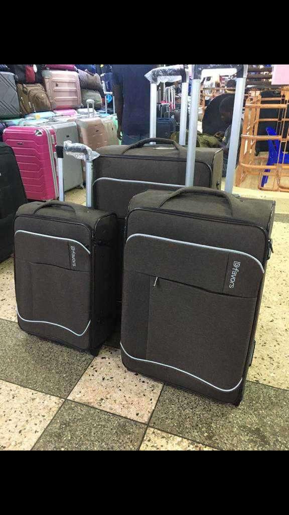 Dfavors Travel Suitcase - Image 5