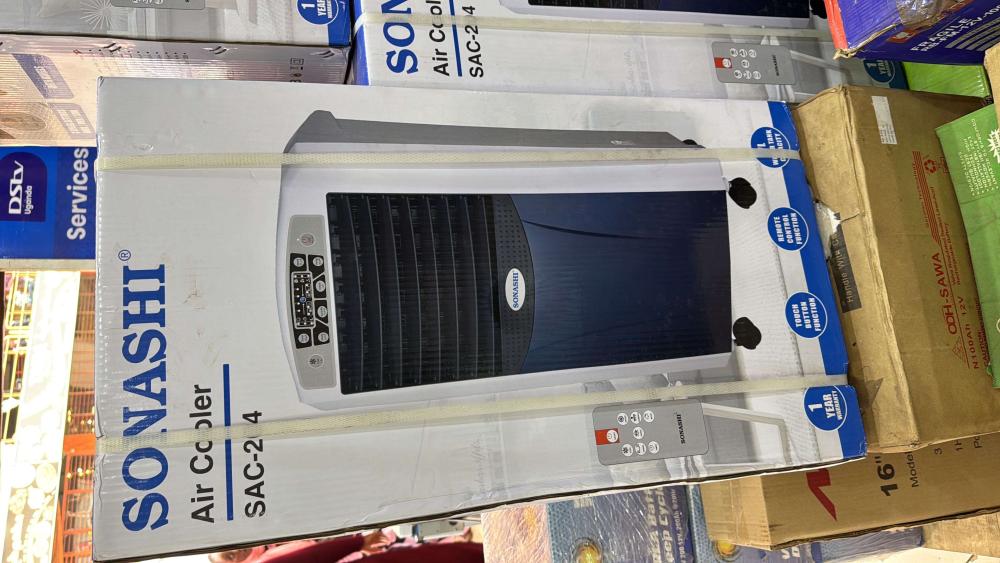 Chiq Fridge - 270L - Image 3
