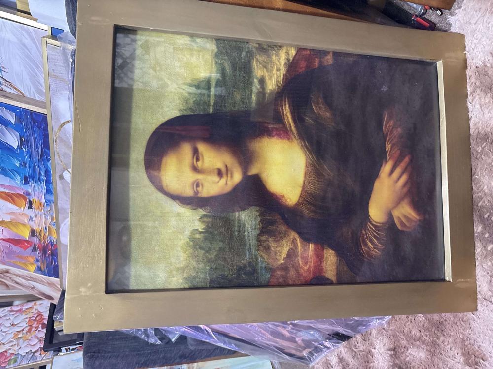 Mona Lisa Art Piece Framed Canvas - Image 3
