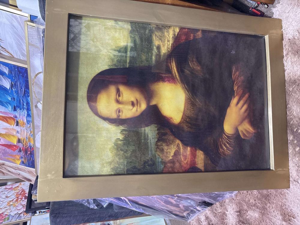 Mona Lisa Art Piece Framed Canvas - Image 4