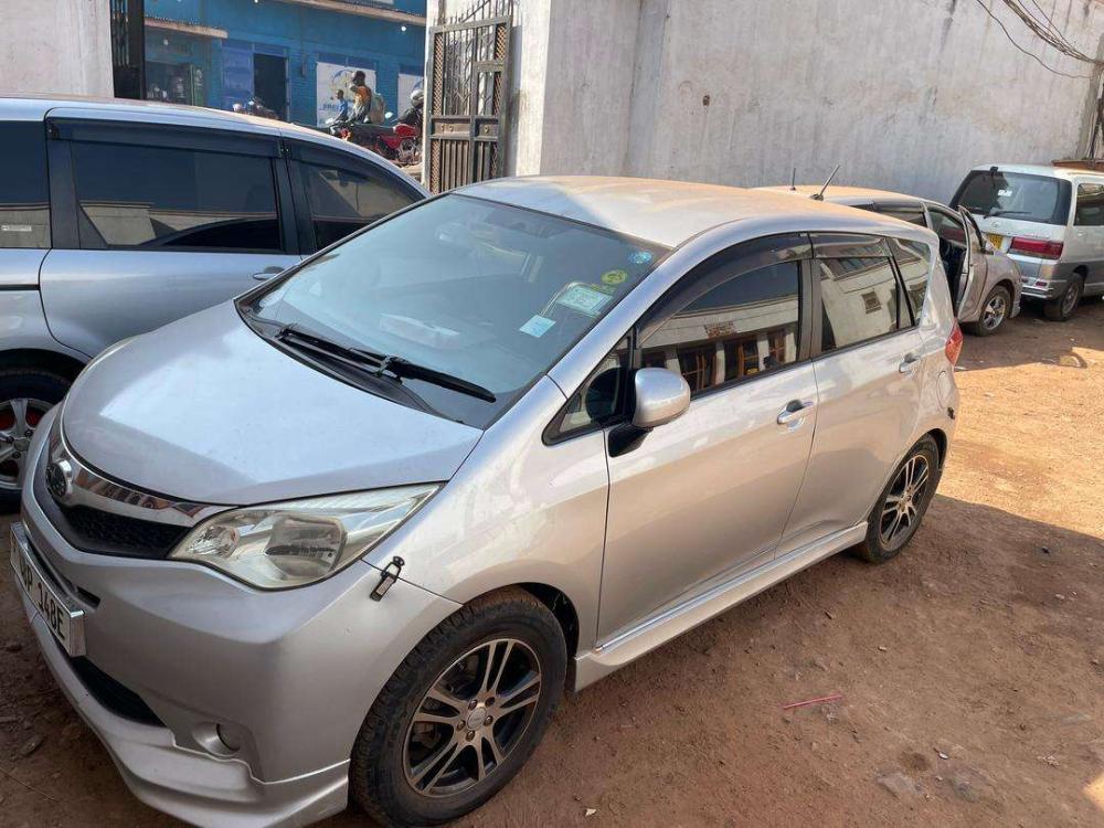 Subaru Trezia 2011 - Image 1