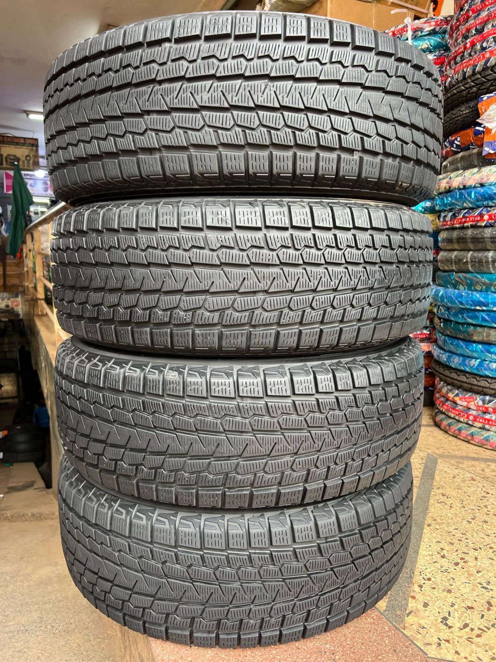 Yokohama 225/65R17 Japan Used Tyres - Image 1