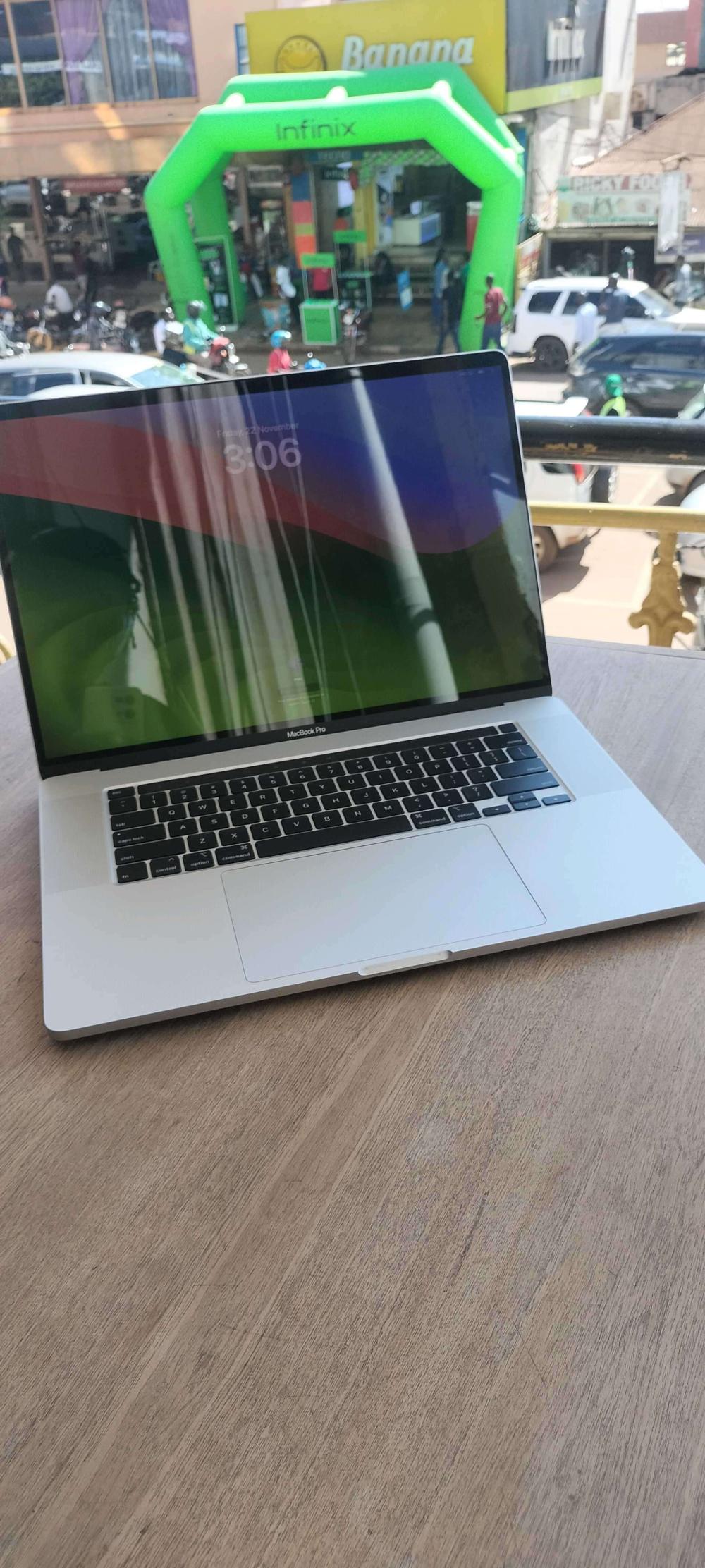 MacBook Pro 2019 - Corei7, 16GB RAM, 512GB SSD - Image 1
