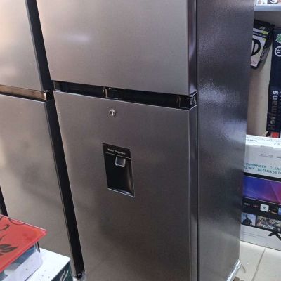 Hisense Fridge - 270 Litres