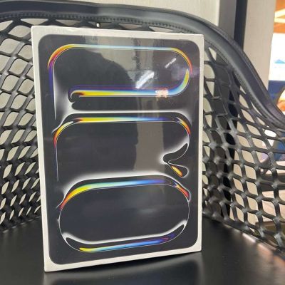 iPad Pro 2024 13-inch M4 - 8GB RAM, 256GB Storage
