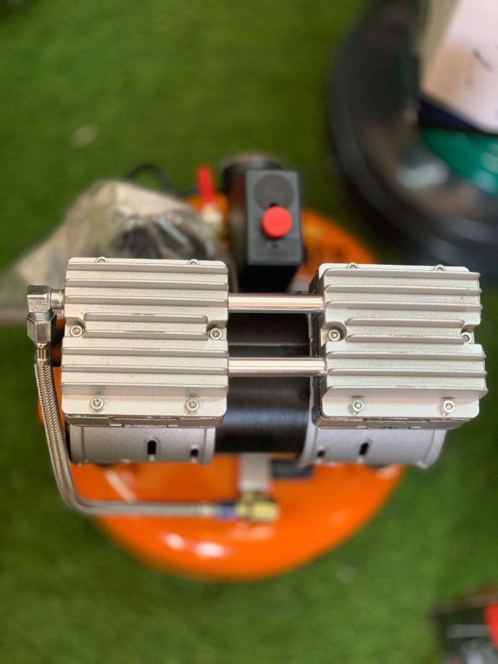 RT 5025 LTR Air Compressor - Image 3
