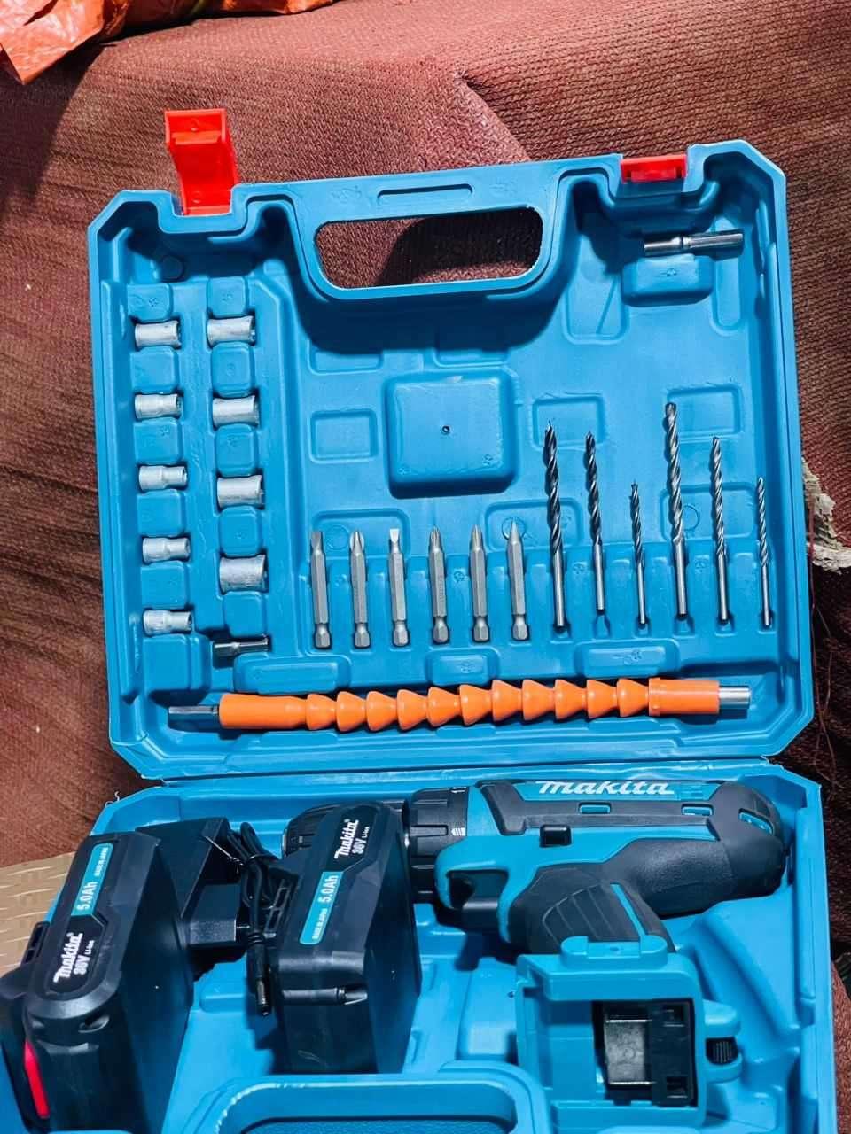 Makita Rechargeable Drilling Machine - Image 2