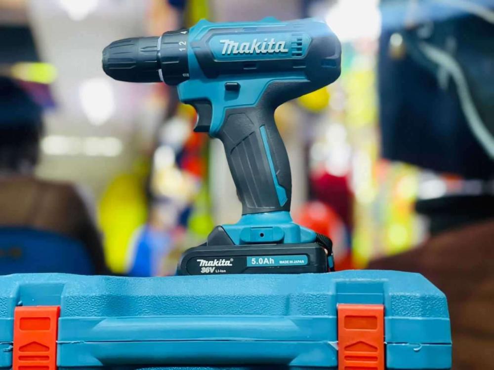 Makita Rechargeable Drilling Machine - Image 5