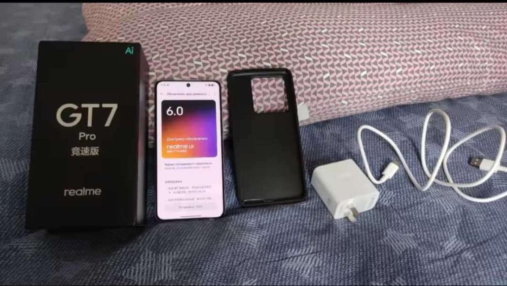Realme GT 7 Pro 16GB RAM, 1TB Storage 50MP Snapdragon 8 Elite IP68 NFC - Image 3